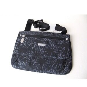 Baggallini Flap 2 It Crossbody Cross Over‎ Lightweight Nylong Bag Travel Purse